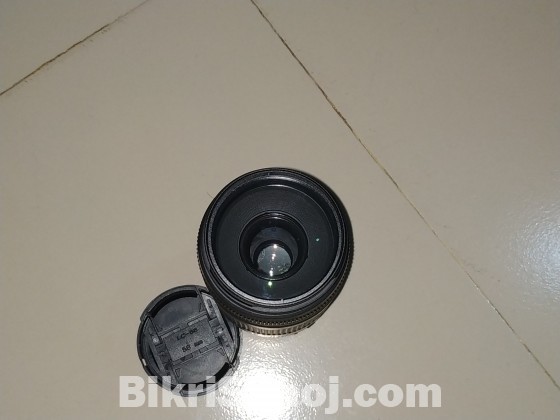 Canon 75-300 zoom lense